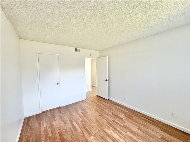 Floorplan - Dove Manor Apartments