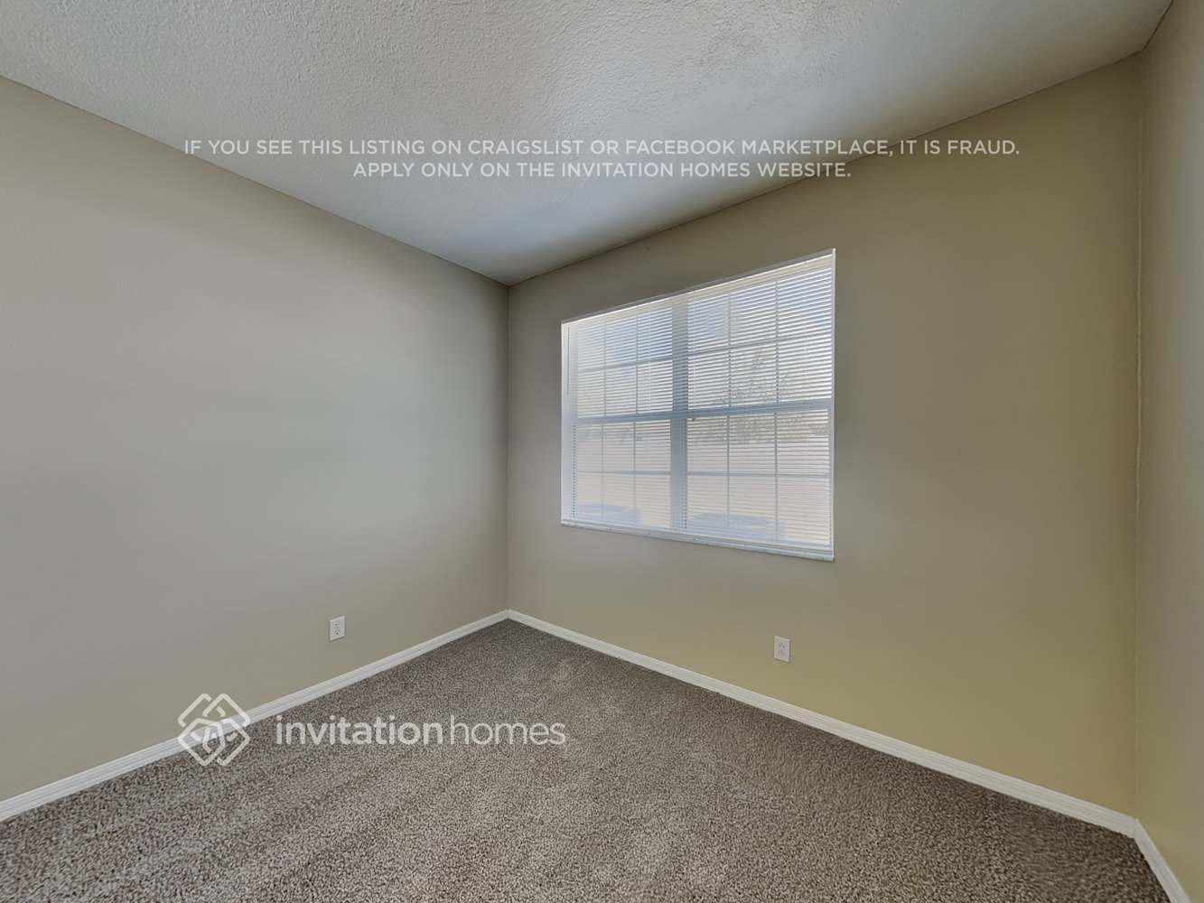 Building Photo - 325 Vine Cliff St