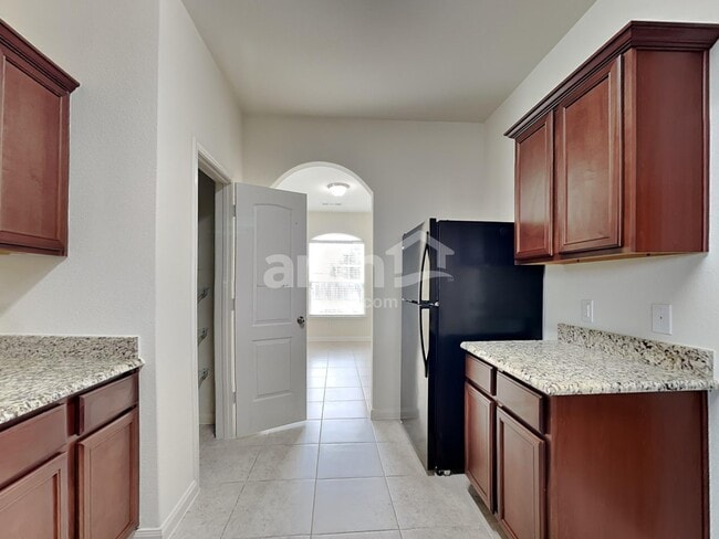 Building Photo - 1544 Park Trails Blvd