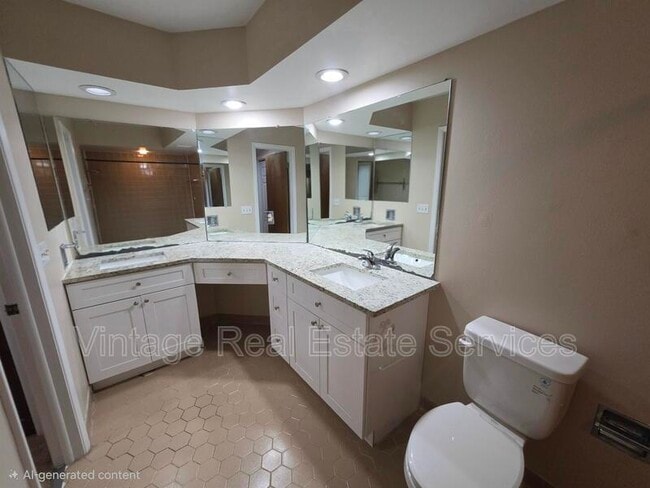 Building Photo - 4604 Landscape Dr