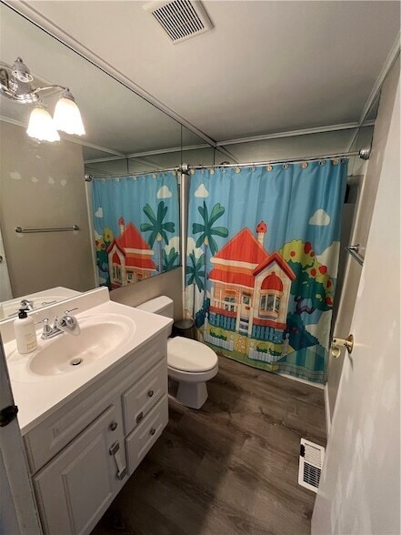 Building Photo - 3000 Ridge Rd