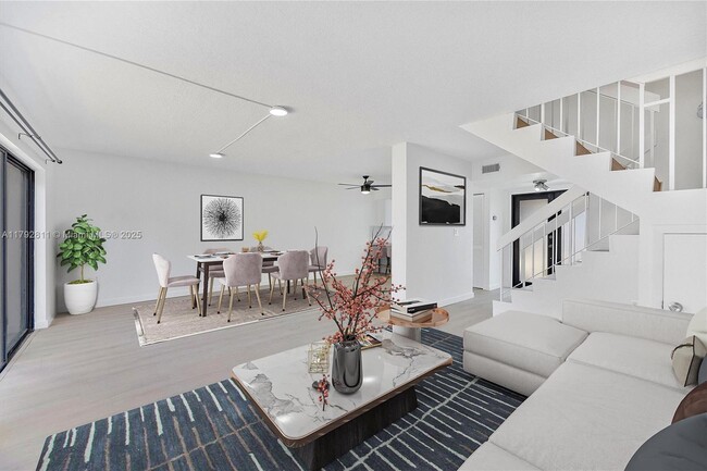 Building Photo - 3809 SW 82nd Ave