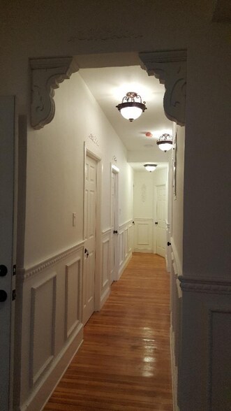 Building Photo - 1012 Palisade Ave