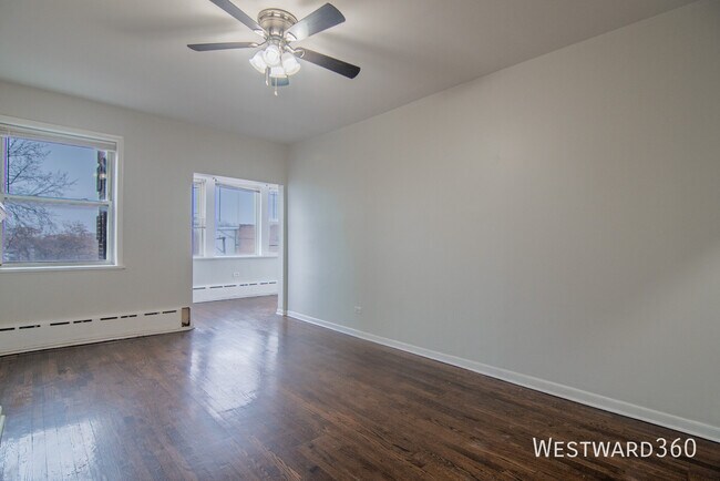 Building Photo - 308 S Springfield Ave