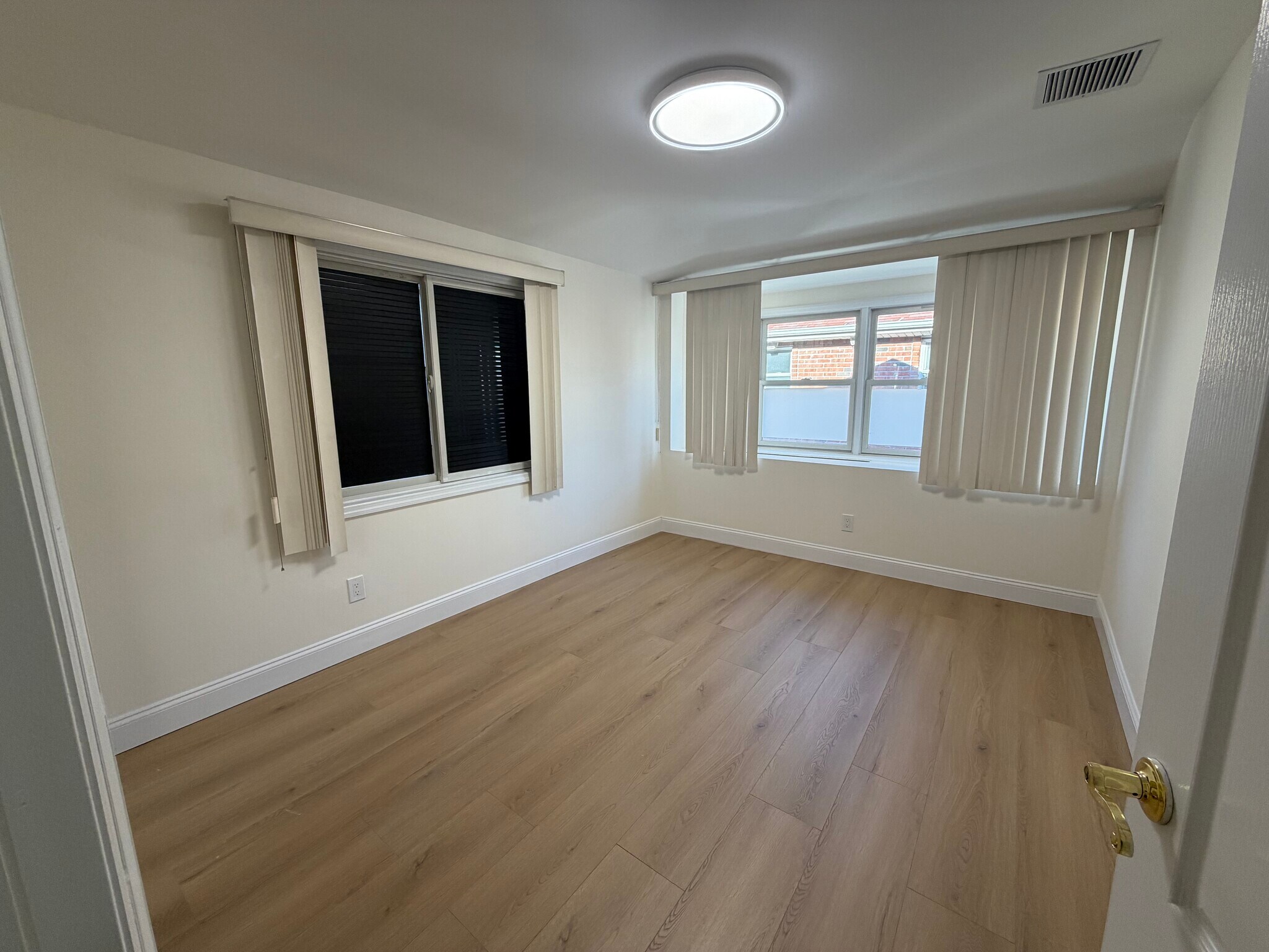 Building Photo - 3837 215th St