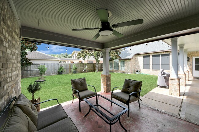 Building Photo - 3715 Hawkins Ct