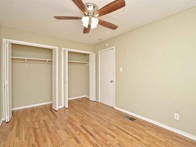 Building Photo - 604 Franklin Blvd