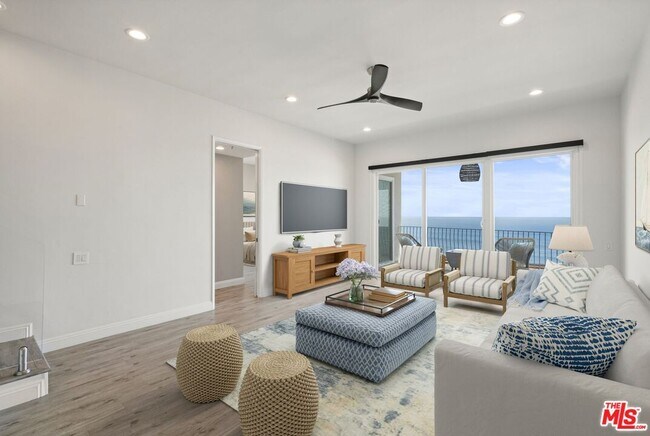 Primary Photo - 18103 Coastline Dr