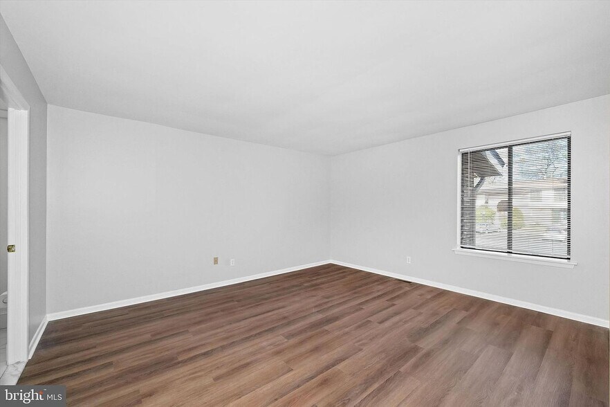 Building Photo - 4938 W Brigantine Ct