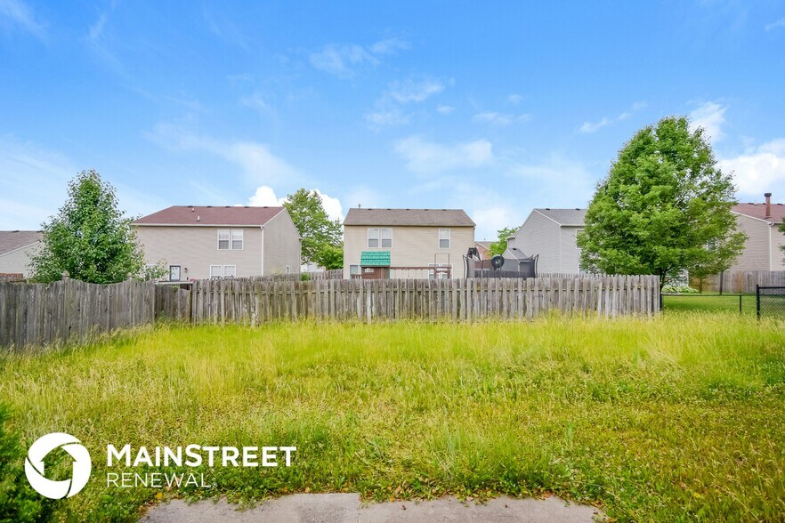 Building Photo - 8208 Firefly Way