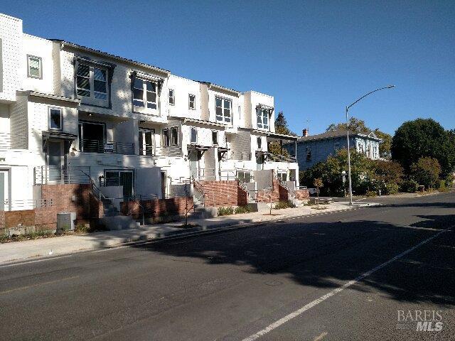 Building Photo - 1624 3rd St