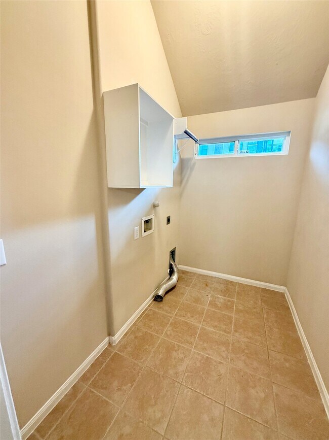 Building Photo - 25002 Tancy Ranch Ct