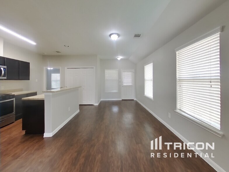 Building Photo - 21447 Ryans Path Ln