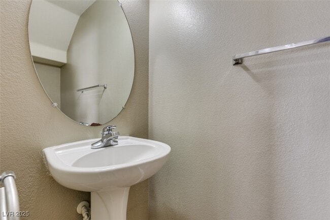 Building Photo - 120 Tansy Ct