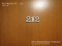 Building Photo - 847 Martin St
