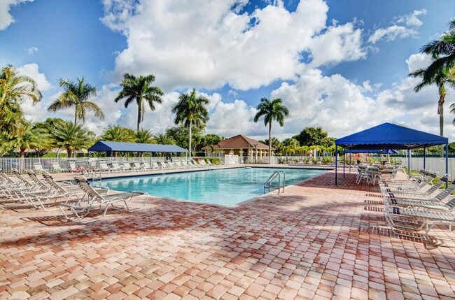 Building Photo - 9589 Tavernier Dr