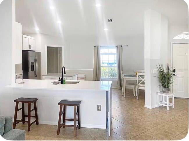 Building Photo - 5019 23rd St E