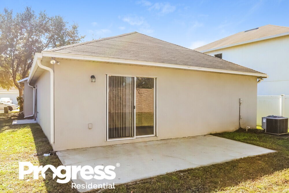 Building Photo - 17031 Ongar Ct