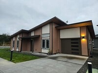Building Photo - Senior Living Community (55+) - Built In 2...