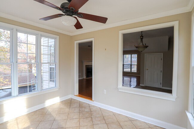 Building Photo - 3 Bedroom 2.5 Bath home in Martinez