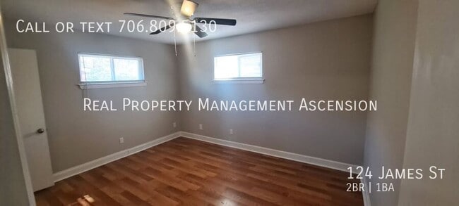 Building Photo - 124 James St