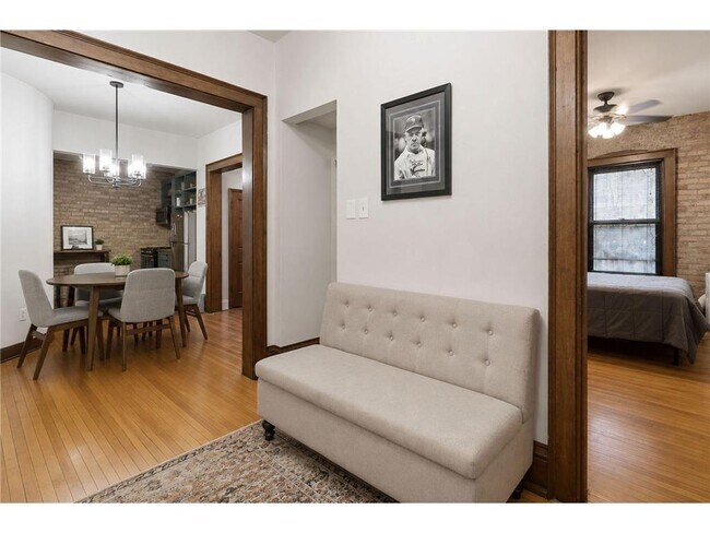 Building Photo - 1204 Harmon Pl