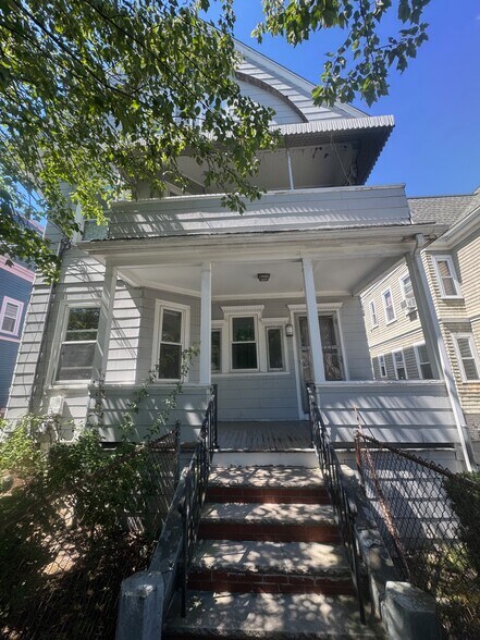Primary Photo - 70 Josephine Ave