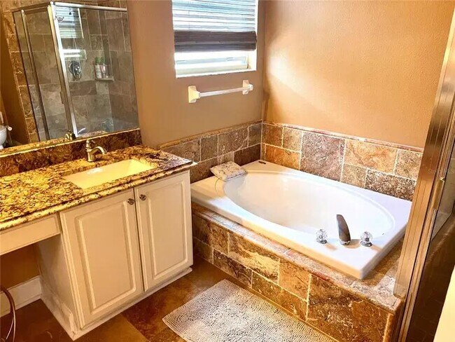 Building Photo - 1539 Crossvine Ct