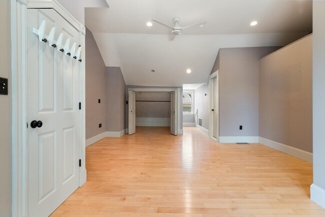 Building Photo - 58 G St