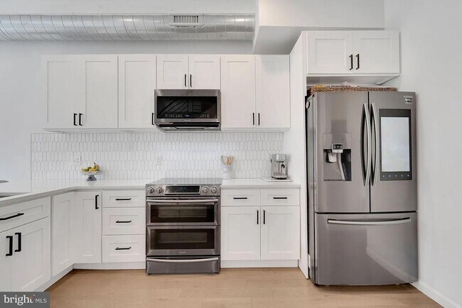 Building Photo - 709 N 19th St