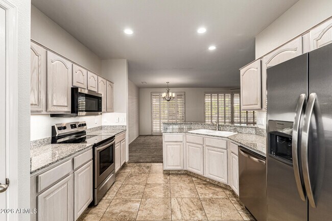 Building Photo - 14316 W Gunsight Dr