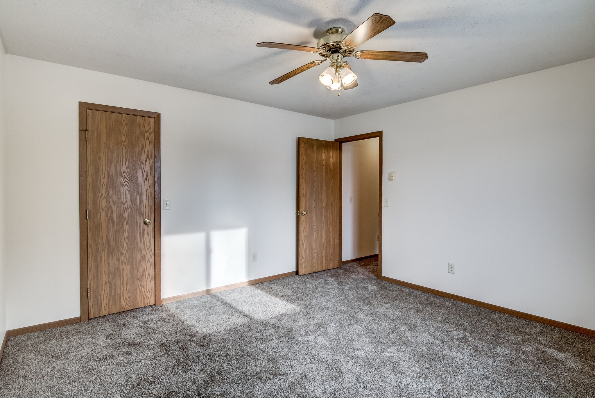 Building Photo - 1403 Glenn Pl