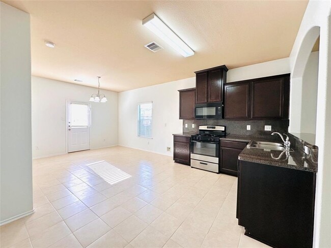 Building Photo - 7879 Galleon Field Ln