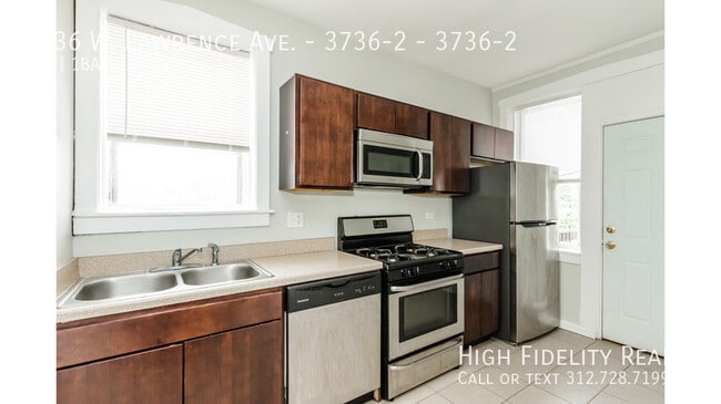 Building Photo - 3736 W Lawrence Ave