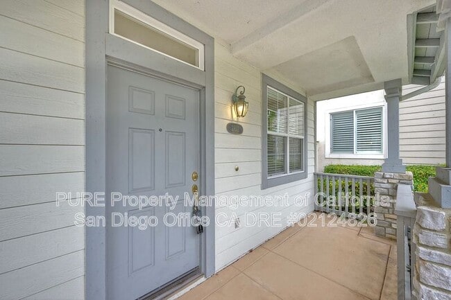 Building Photo - 2812 W Canyon Ave.