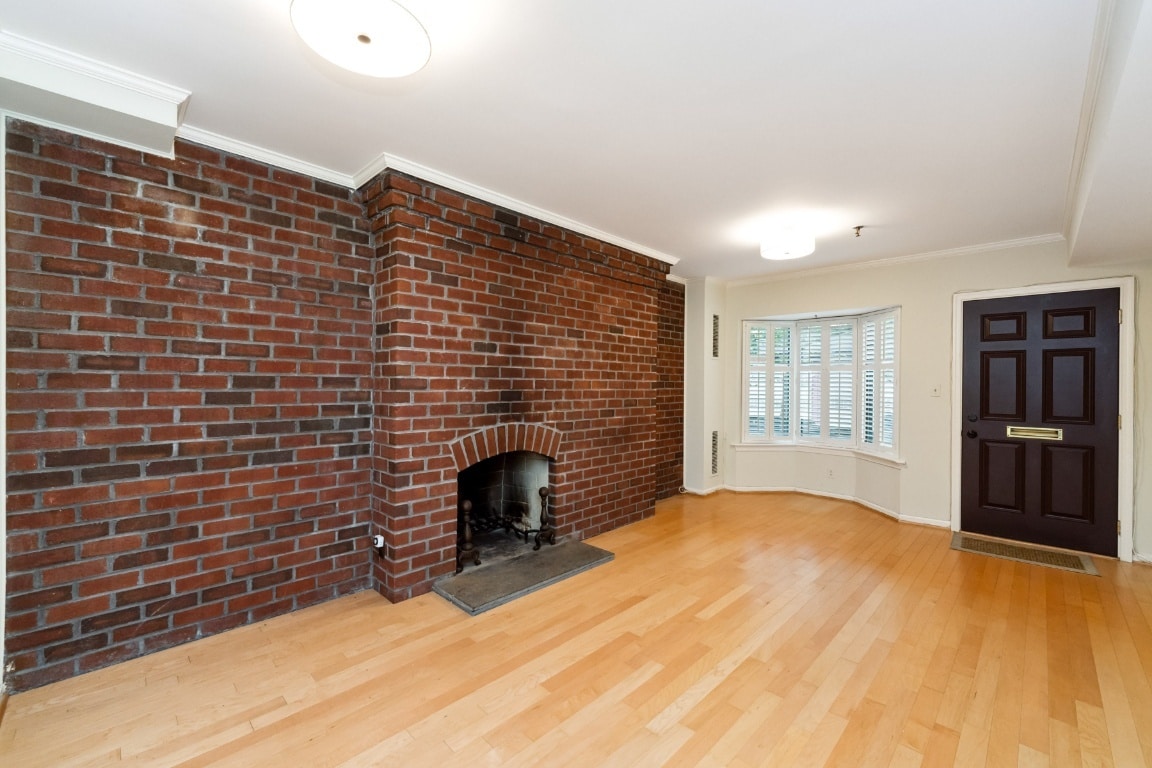 Building Photo - 3246 Grace St NW