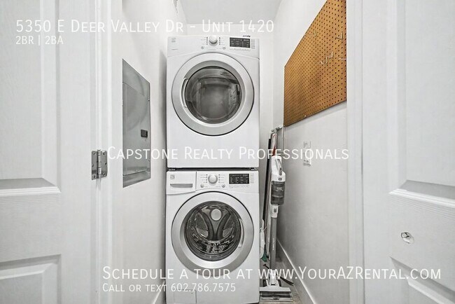 Building Photo - 5350 E Deer Valley Dr