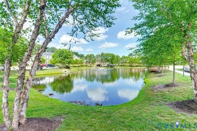 Building Photo - 7358 Pebble Lake Dr