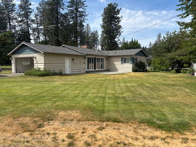 Building Photo - Charming Updated Home Near Fernan Lake & D...