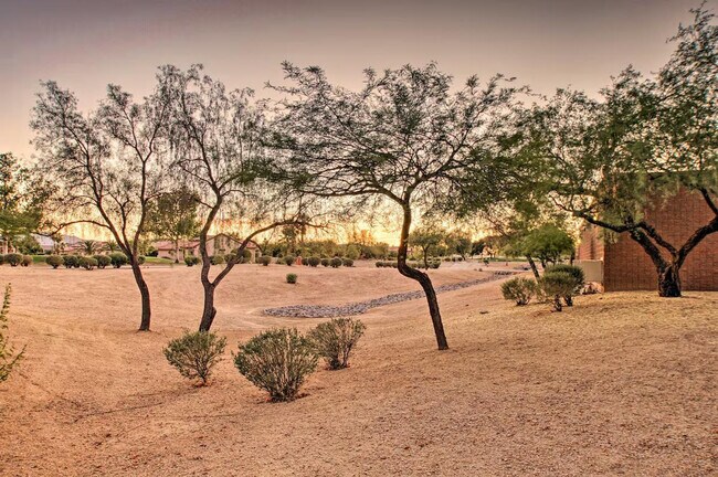 Building Photo - 17824 N Stone Haven Dr