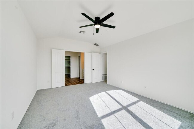 Building Photo - 1109 Ibis Falls Loop