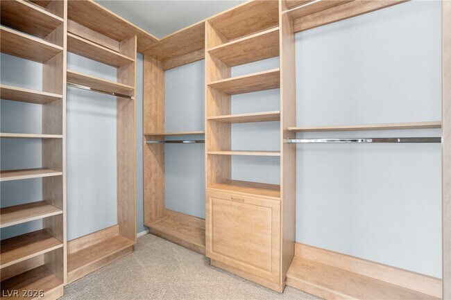 Building Photo - 2750 Pine Flat Ct