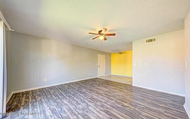 Building Photo - 2190 Forest Knoll Dr NE