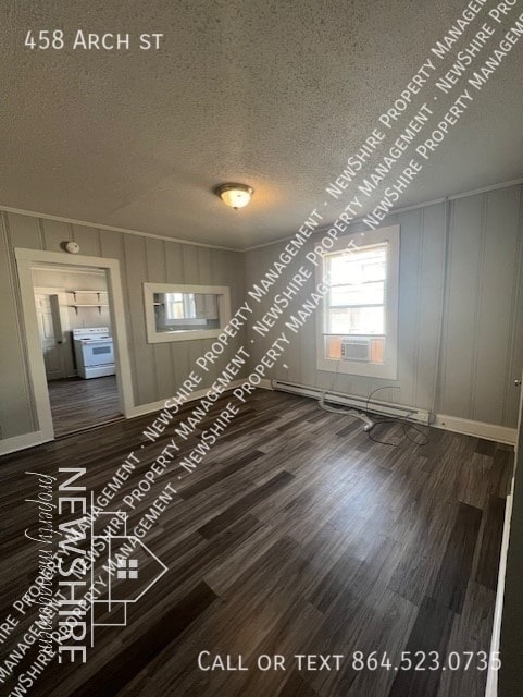 Building Photo - 458 Arch St