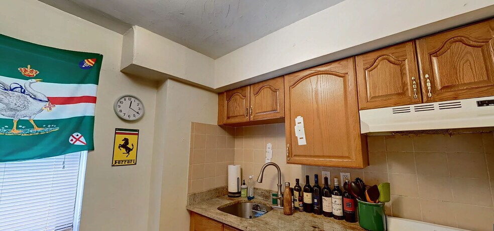 Building Photo - 1758 Commonwealth Ave