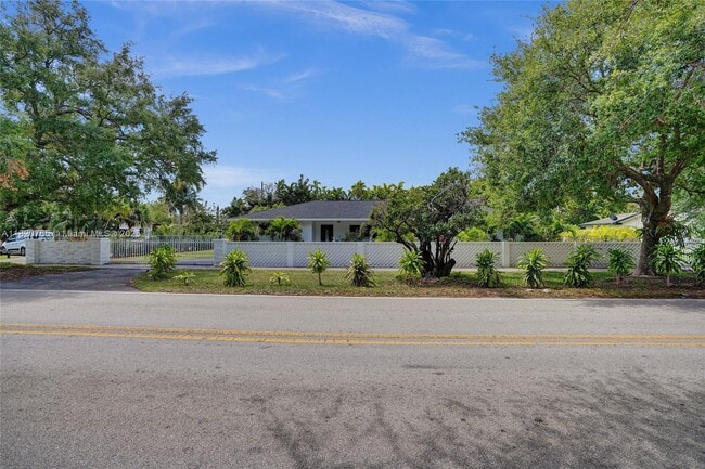 Building Photo - 7360 SW 120th St