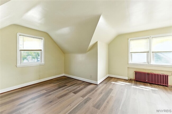Building Photo - 841 Cleveland Dr