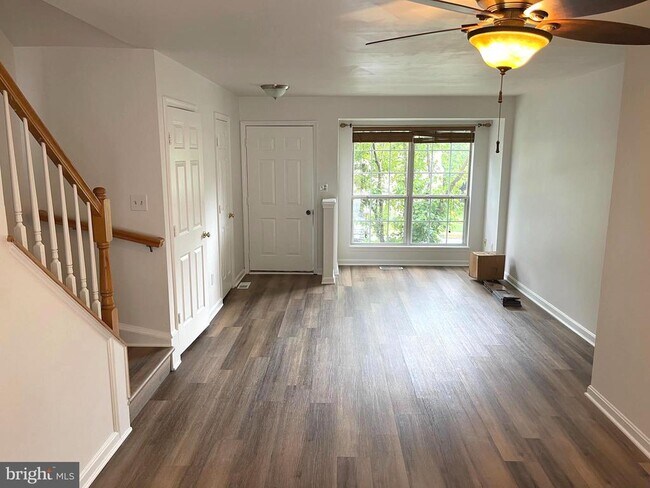 Building Photo - 14108 Autumn Cir