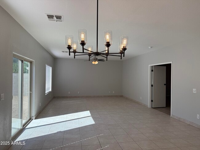 Building Photo - 14506 N 129th Ave