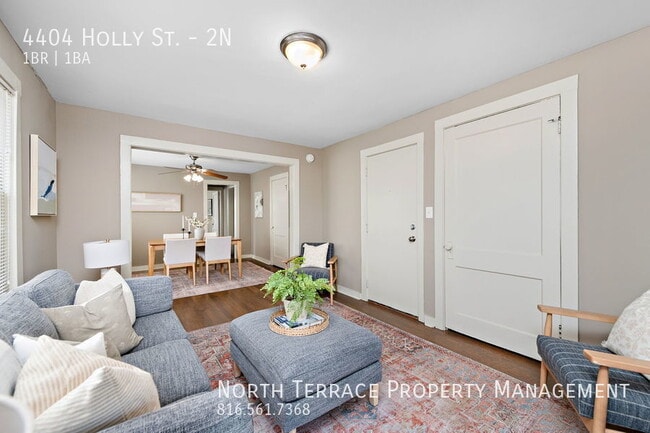 Building Photo - Renovated, VINTAGE 1BR with W/D - In The W...